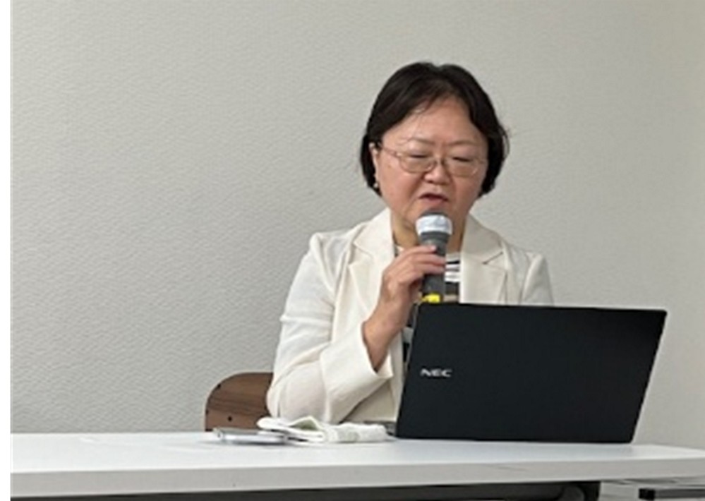 講演される清水先生